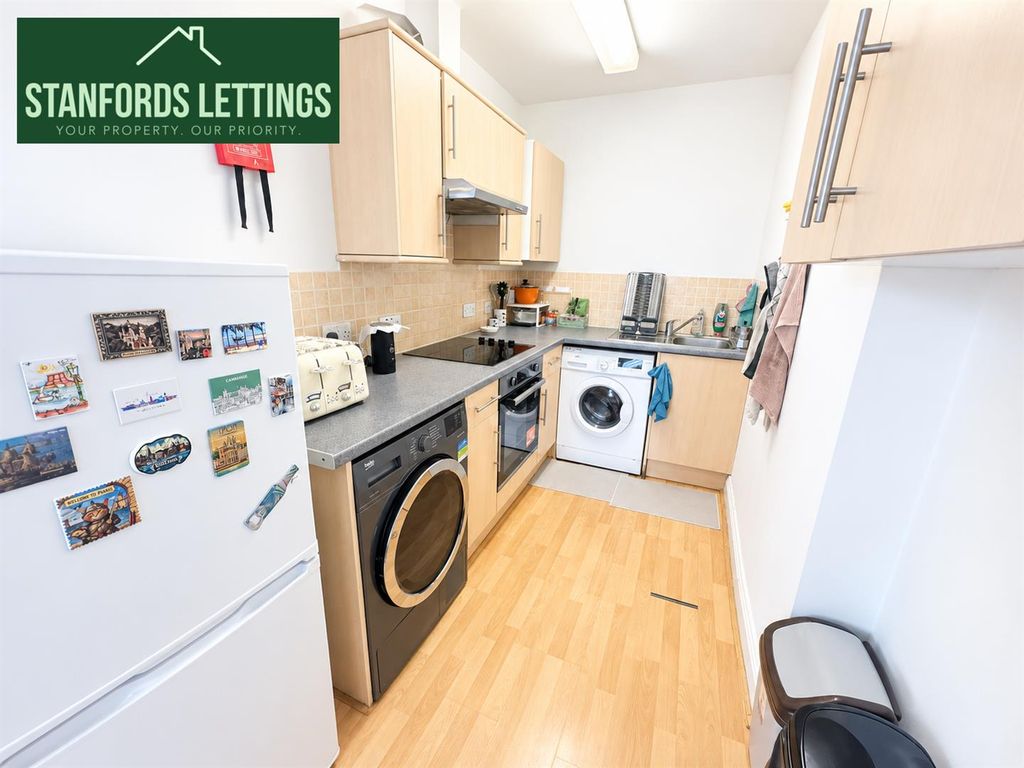 Property photo 2 of 4 d413.Png