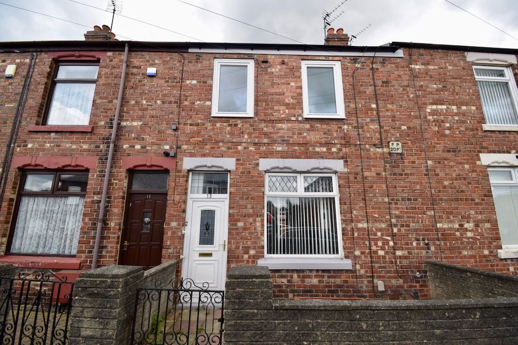 Property photo 1 of 12