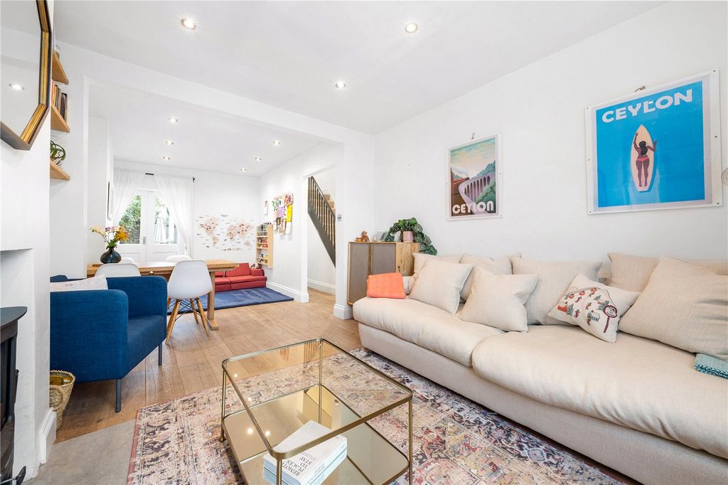 Property photo 2 of 16 Reception/Dining