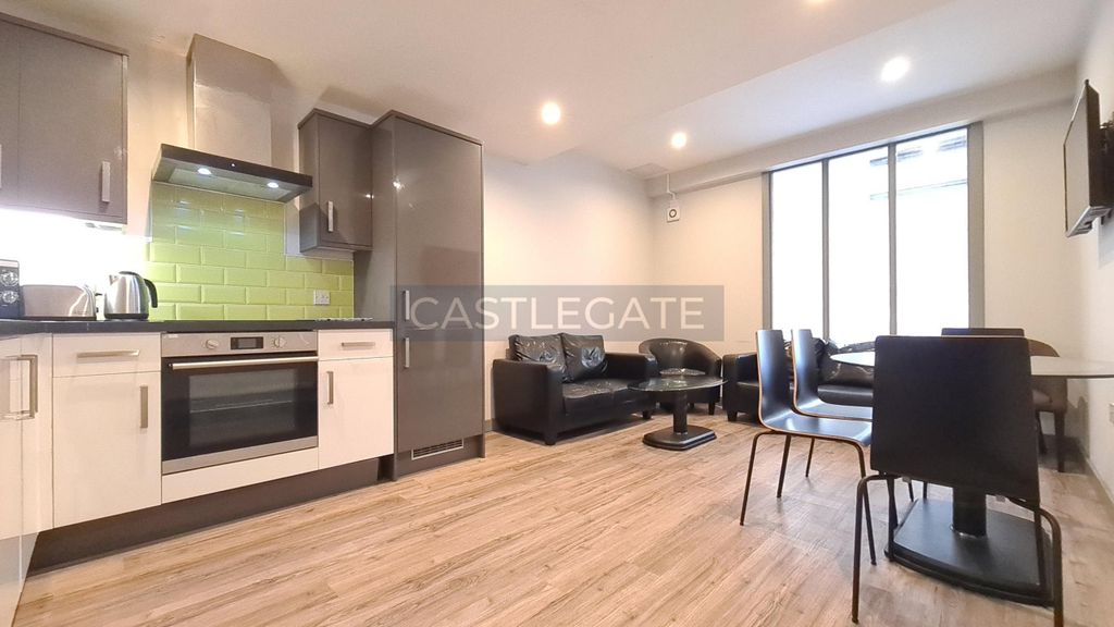 Property photo 2 of 16 20251201_121107