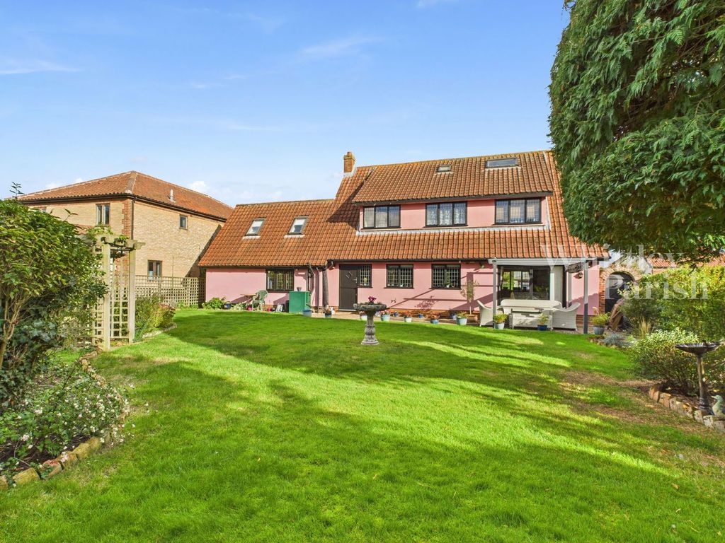 Property photo 3 of 26