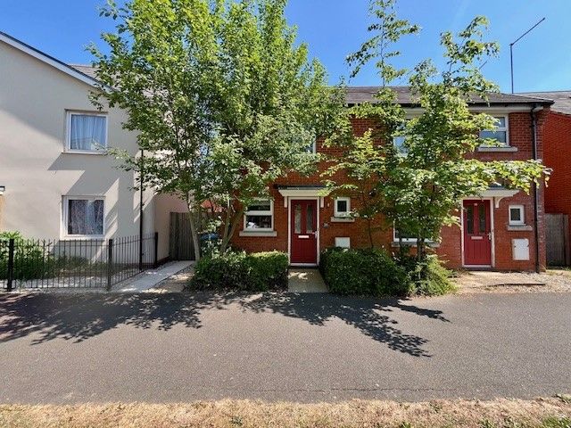 Property photo 1 of 8 Front