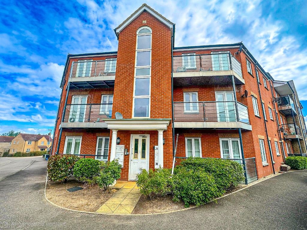 Property photo 1 of 8 4804652