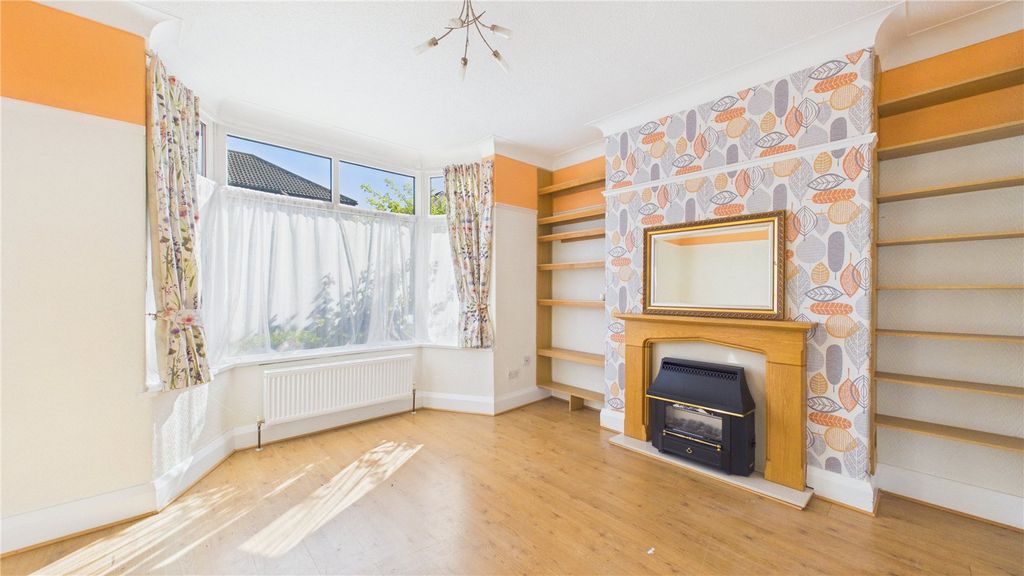 Property photo 2 of 11 Picture No. 06