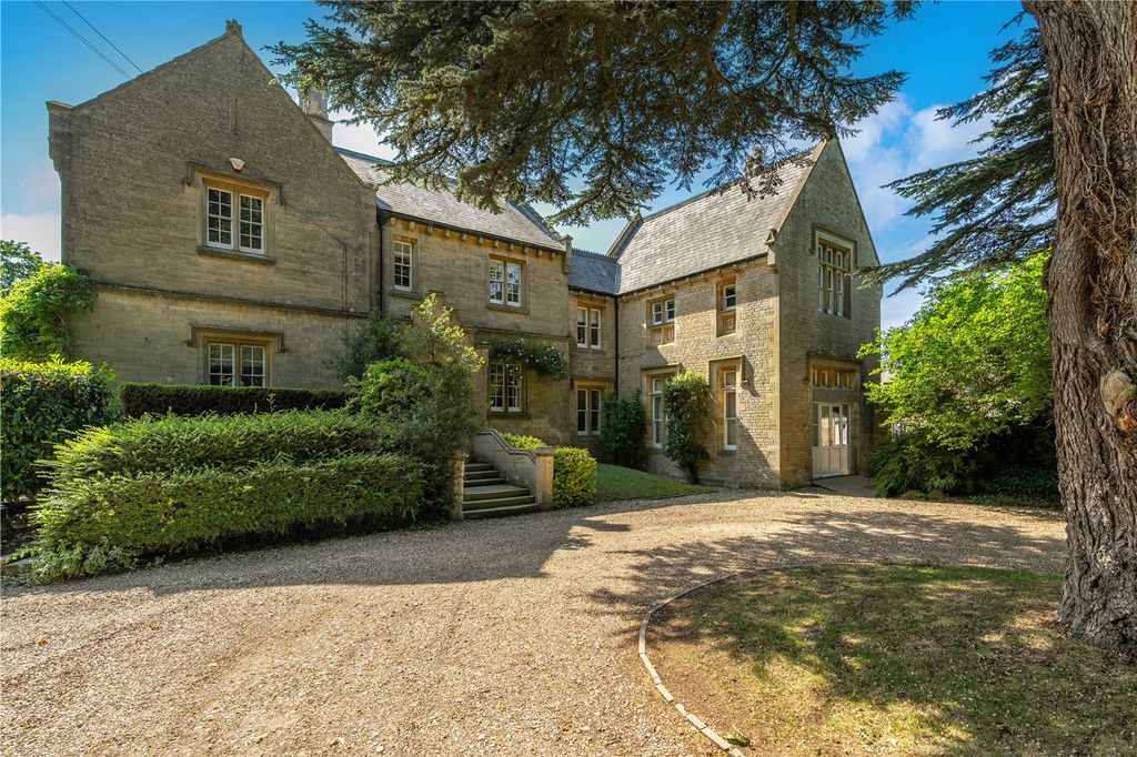 Property photo 2 of 31 Picture No. 02