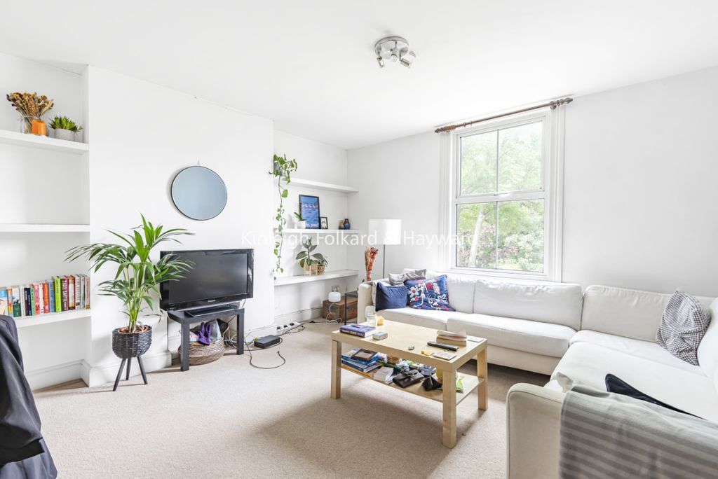 Property photo 2 of 16 B7E93590-A111-4282-B