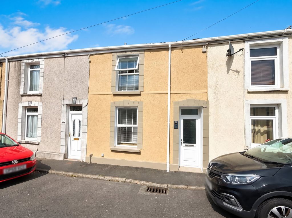Property photo 1 of 19