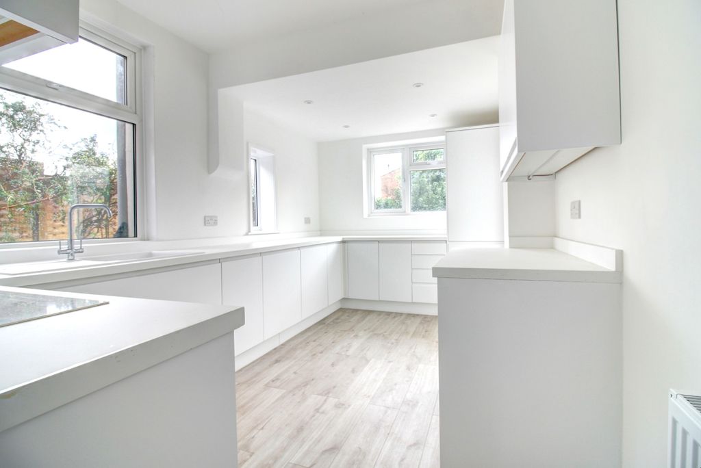 Property photo 3 of 23 Newley Fitted Kitchen