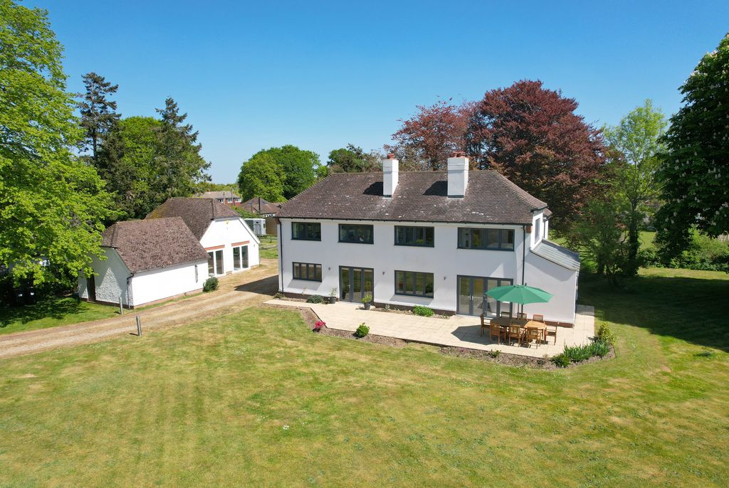 Property photo 1 of 23 Utr Drone 1