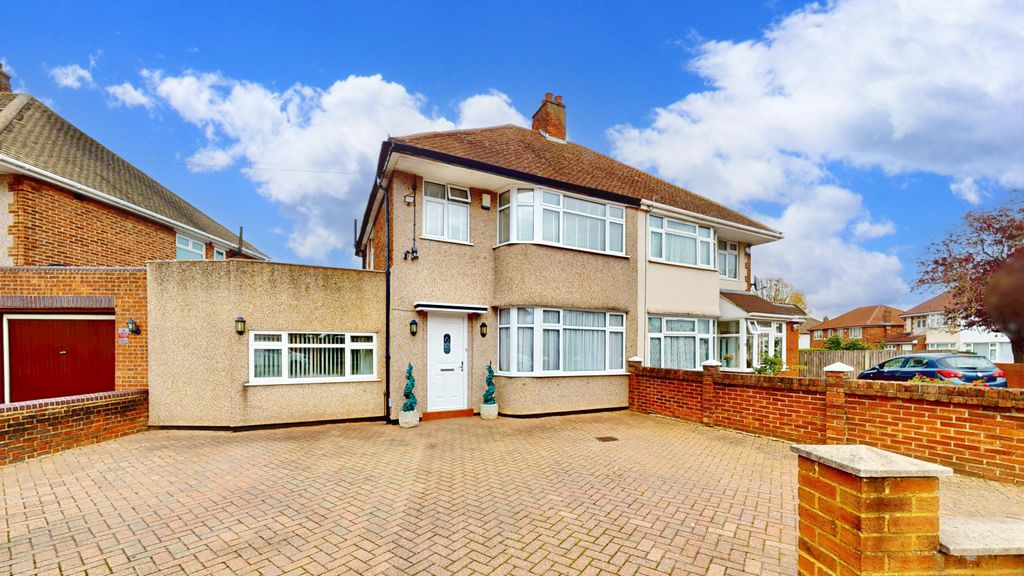 Property photo 1 of 39