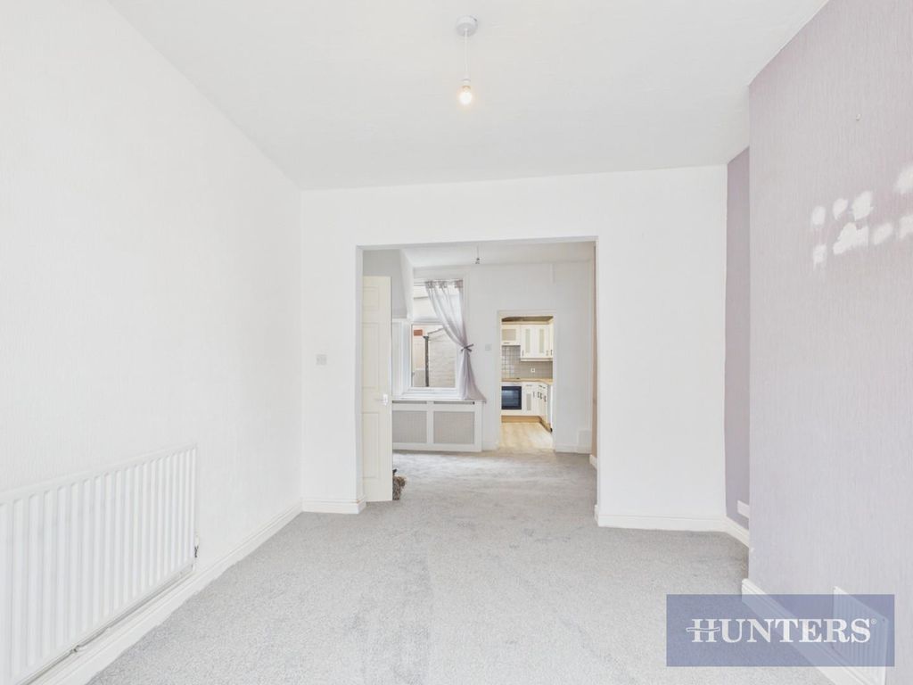 Property photo 3 of 13 Cam03444G0-Pr0116-Still003.Jpg