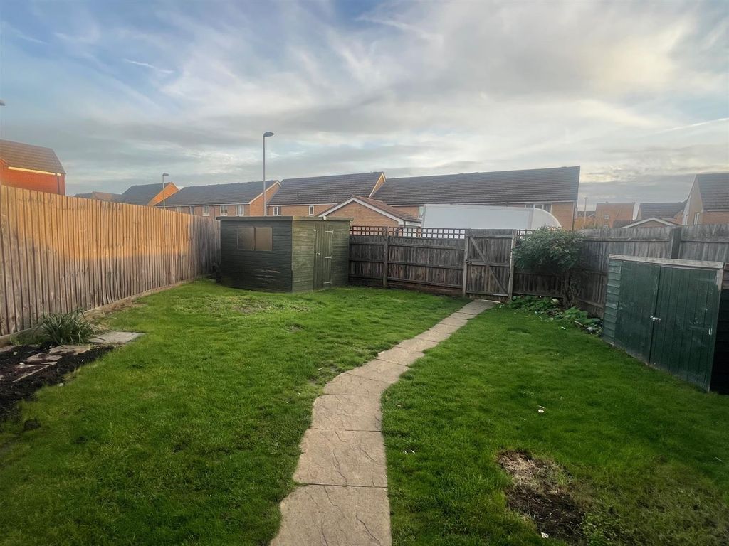 Property photo 2 of 16 Rear Garden