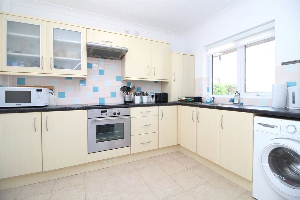 Property photo 2 of 9 Picture No. 05