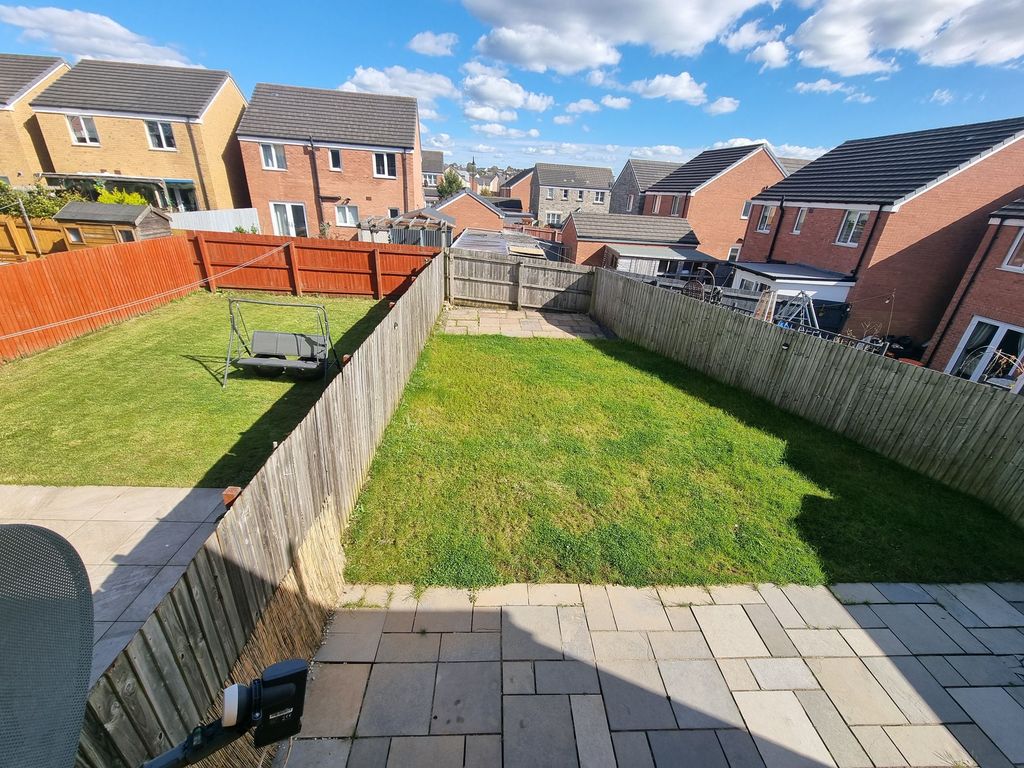 Property photo 2 of 24 Outside