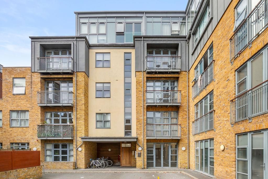 Property photo 2 of 10 Corbenmews14-19.Jpg