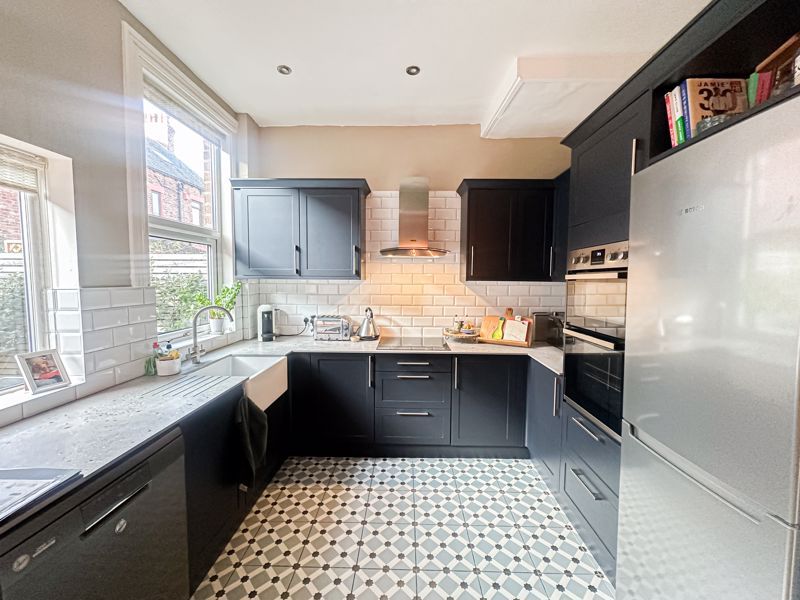 Property photo 2 of 15 Photo 3