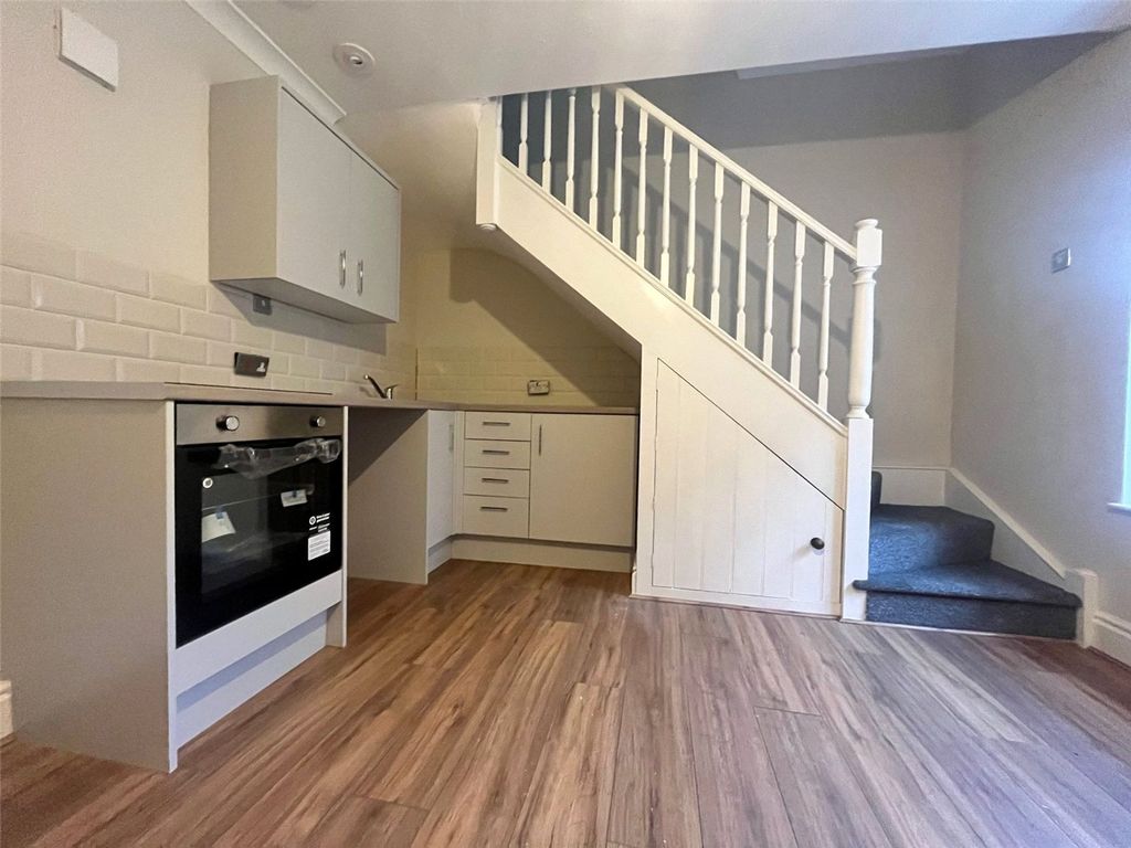 Property photo 2 of 4 Picture No. 08