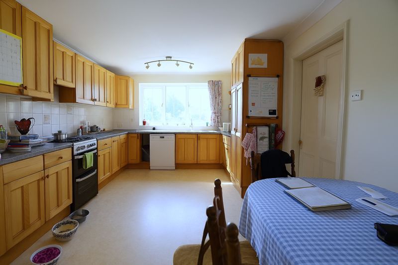 Property photo 2 of 9 Photo 1