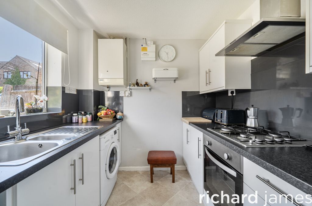 Property photo 3 of 15 Bb42c56E1F8F4481A091c8774B9Ace80
