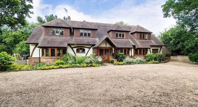 Property photo 1 of 15