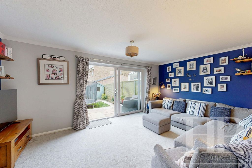 Property photo 2 of 15