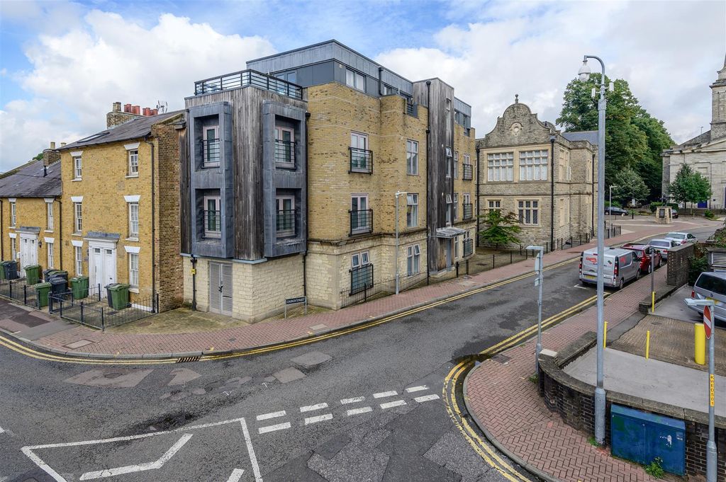 Property photo 1 of 7 Img_19505_7_Original.Jpg