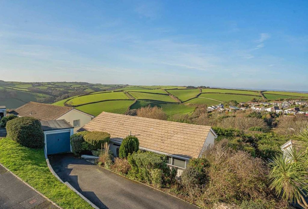 Property photo 3 of 29