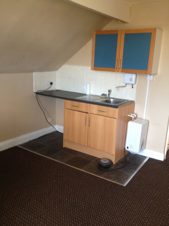 Property photo 2 of 4 Kitchen