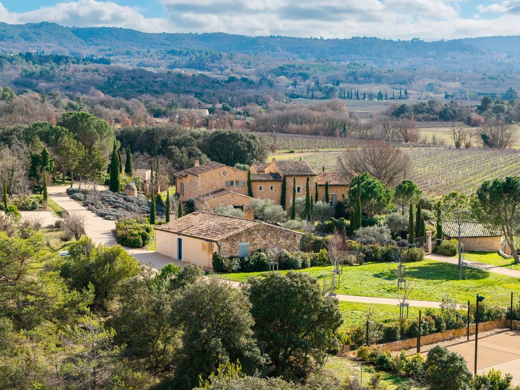 Property photo 1 of 25