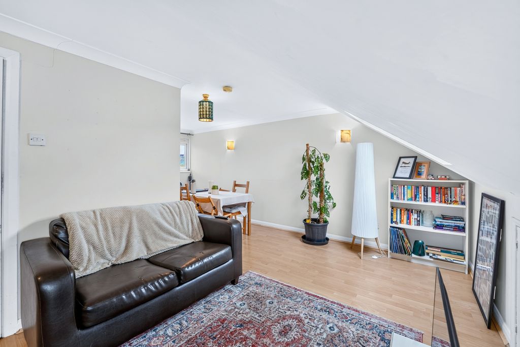 Property photo 2 of 14 Pbox-Img.Jpg