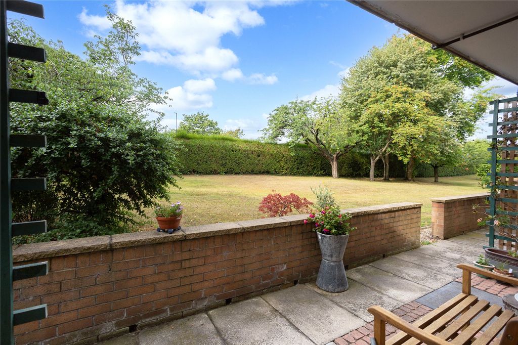 Property photo 3 of 17 Photo