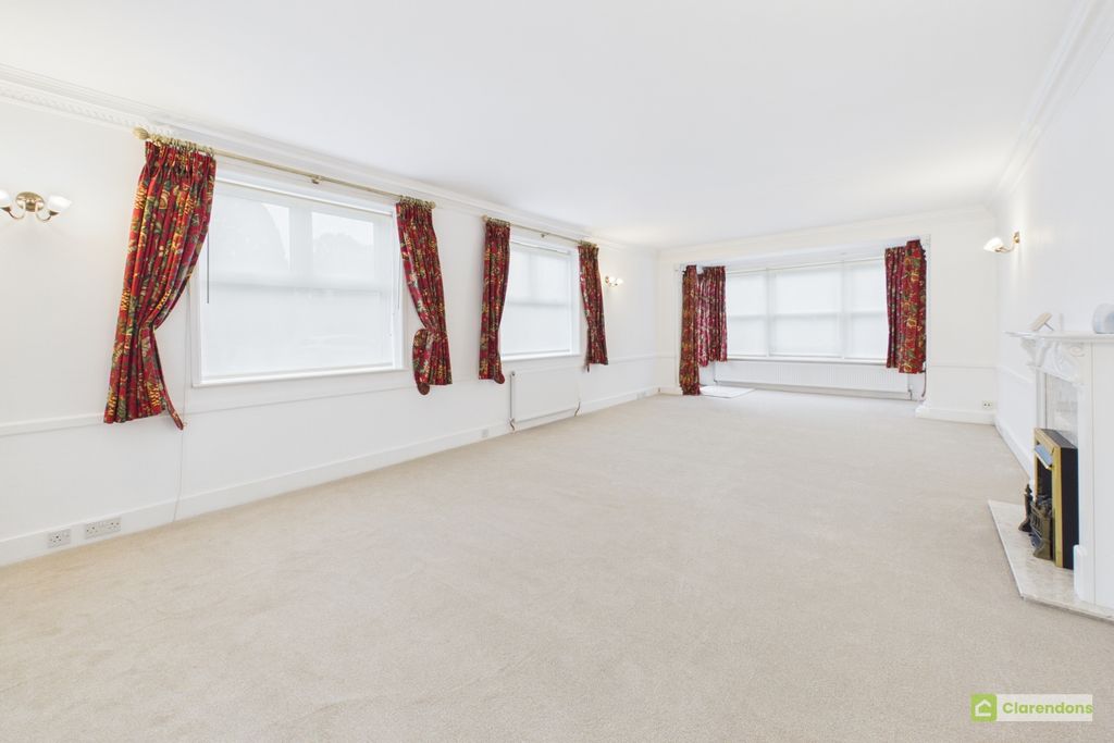 Property photo 1 of 20 Cam02528G0-Pr0434-Still010