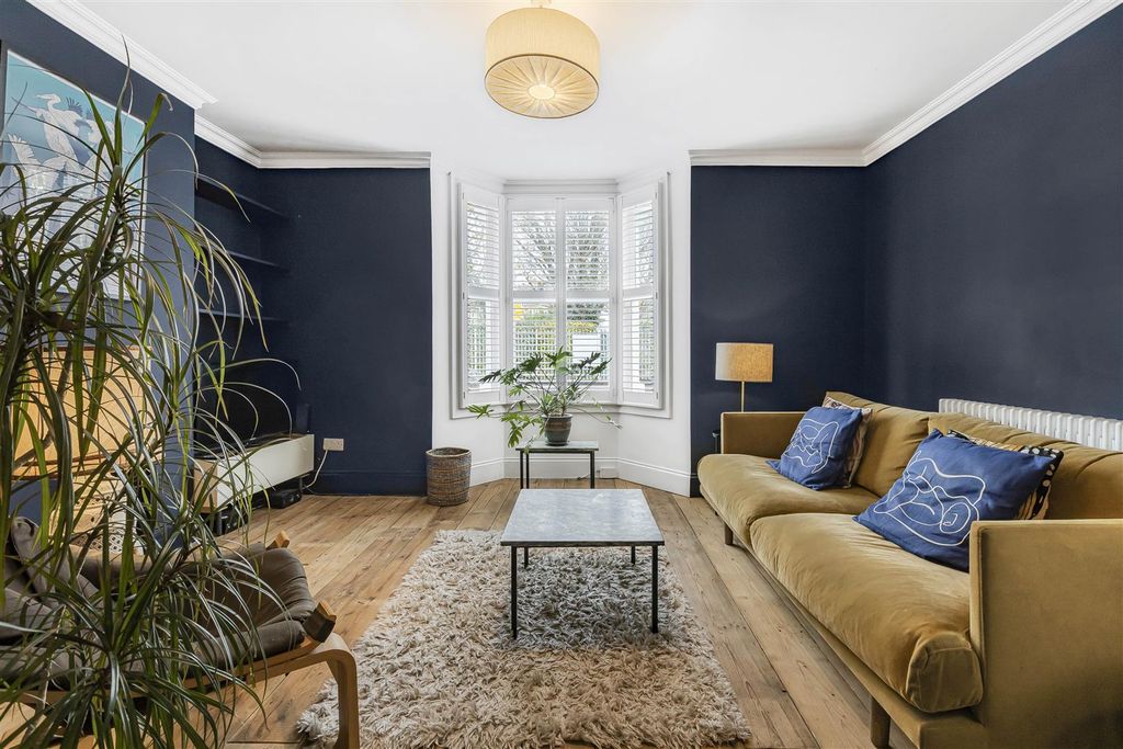 Property photo 2 of 46 2