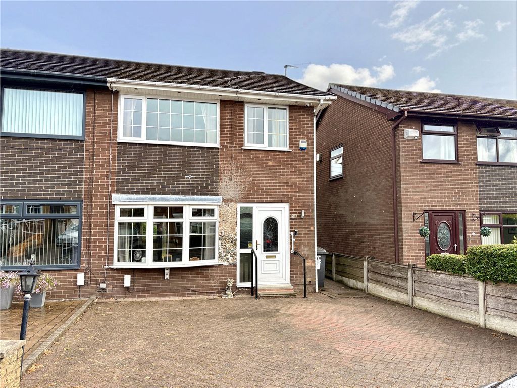 Property photo 1 of 10 Front External