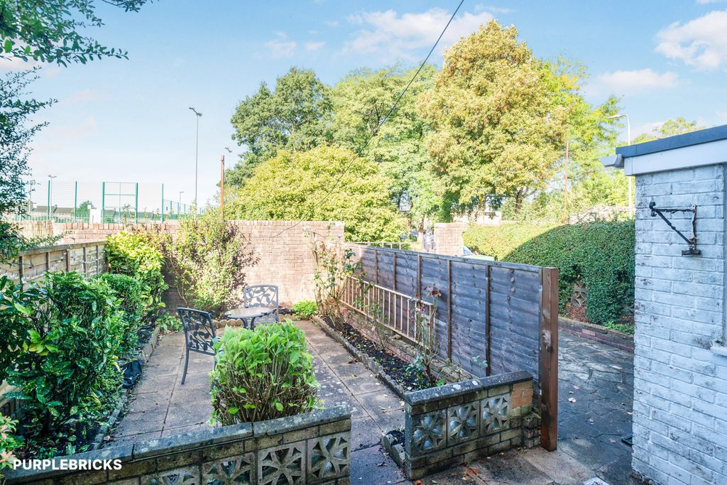Property photo 3 of 21