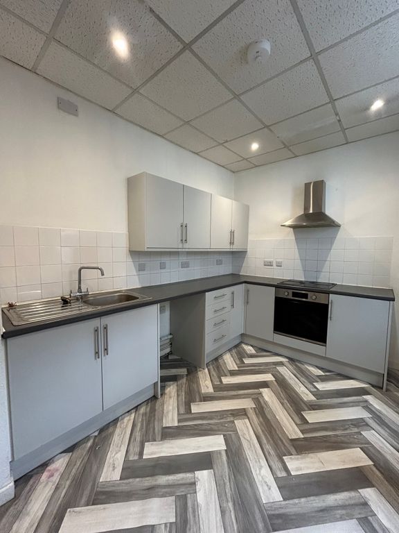 Property photo 1 of 7 5