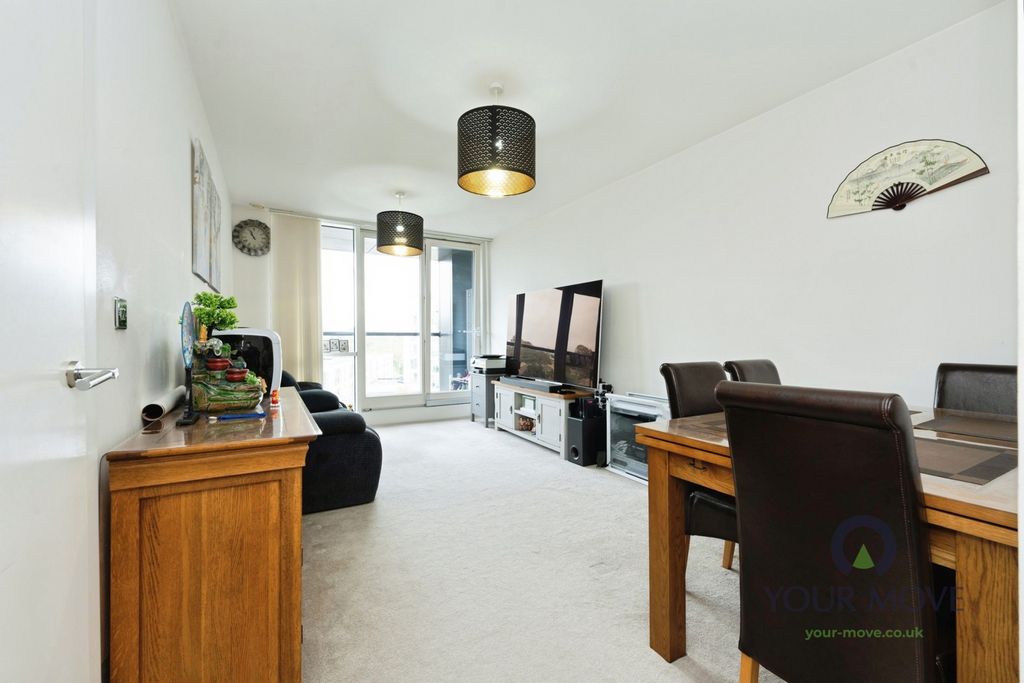 Property photo 1 of 20 Pbox-Img.Jpg