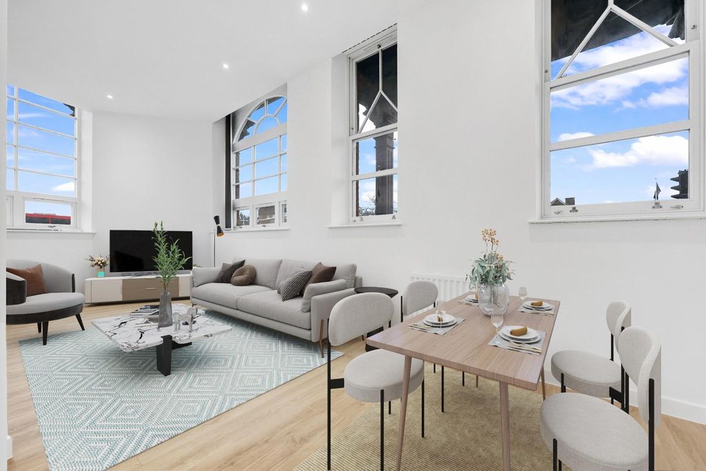 Property photo 2 of 11 Reception.Jpg