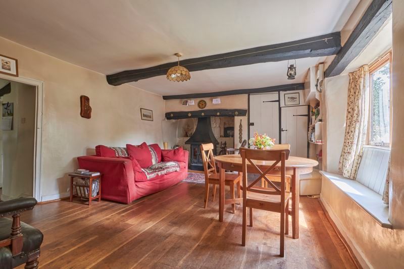 Property photo 3 of 33 Dining Room