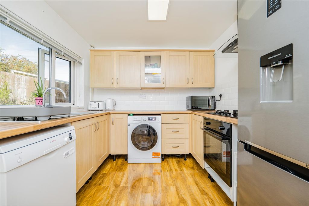 Property photo 3 of 24 P1377231.Jpg