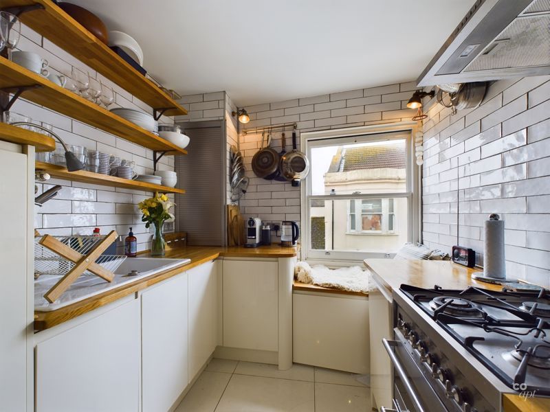 Property photo 3 of 13 Photo 11