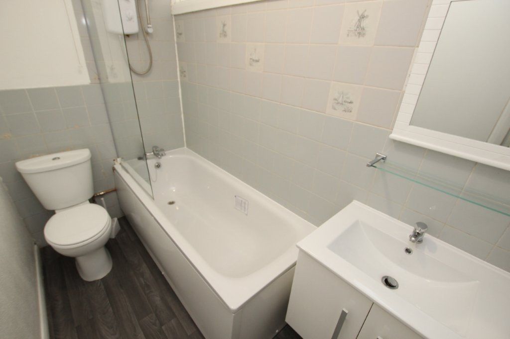Property photo 3 of 4 Picture No. 01