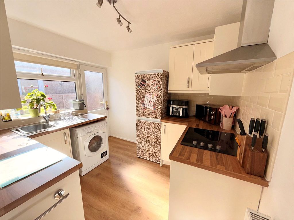 Property photo 3 of 9 Picture No. 04