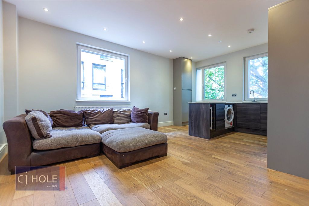 Property photo 1 of 14 Picture No. 25