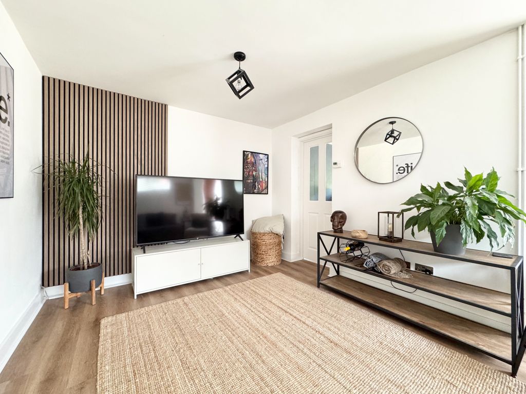 Property photo 3 of 31 Akeman Residential