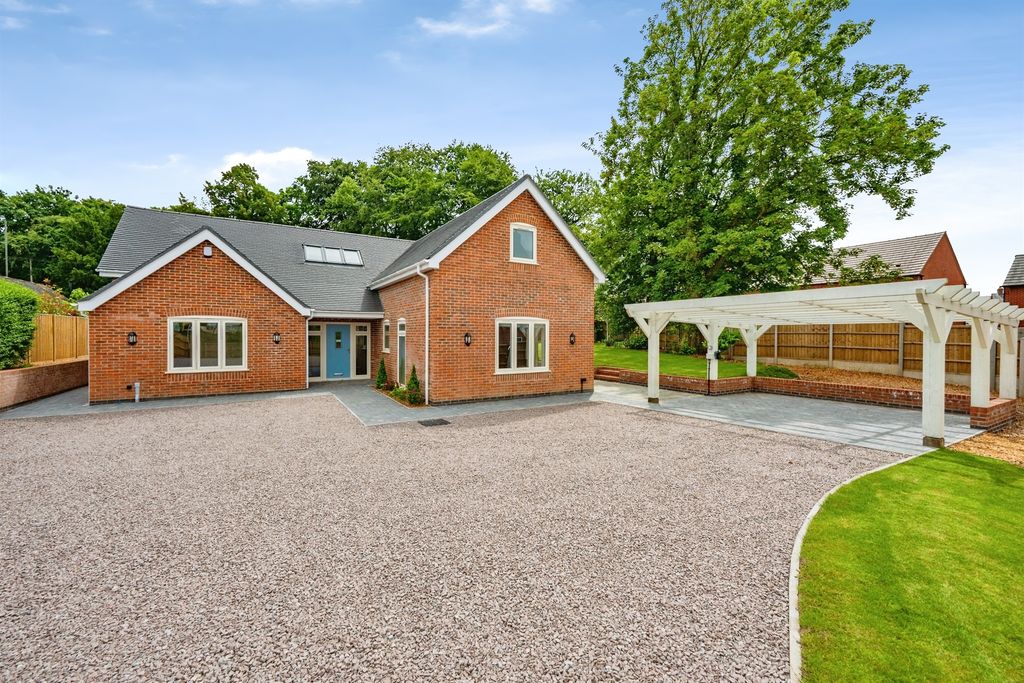 Property photo 1 of 19