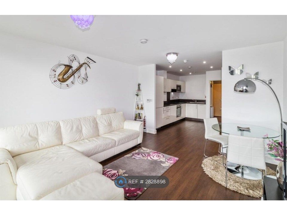 Property photo 3 of 18