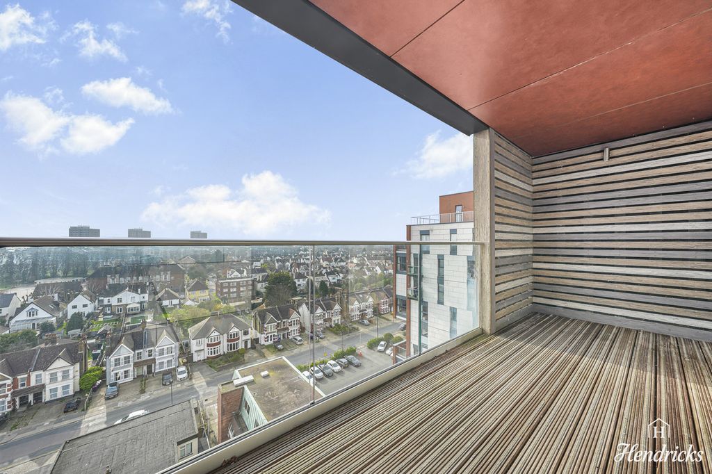 Property photo 2 of 19