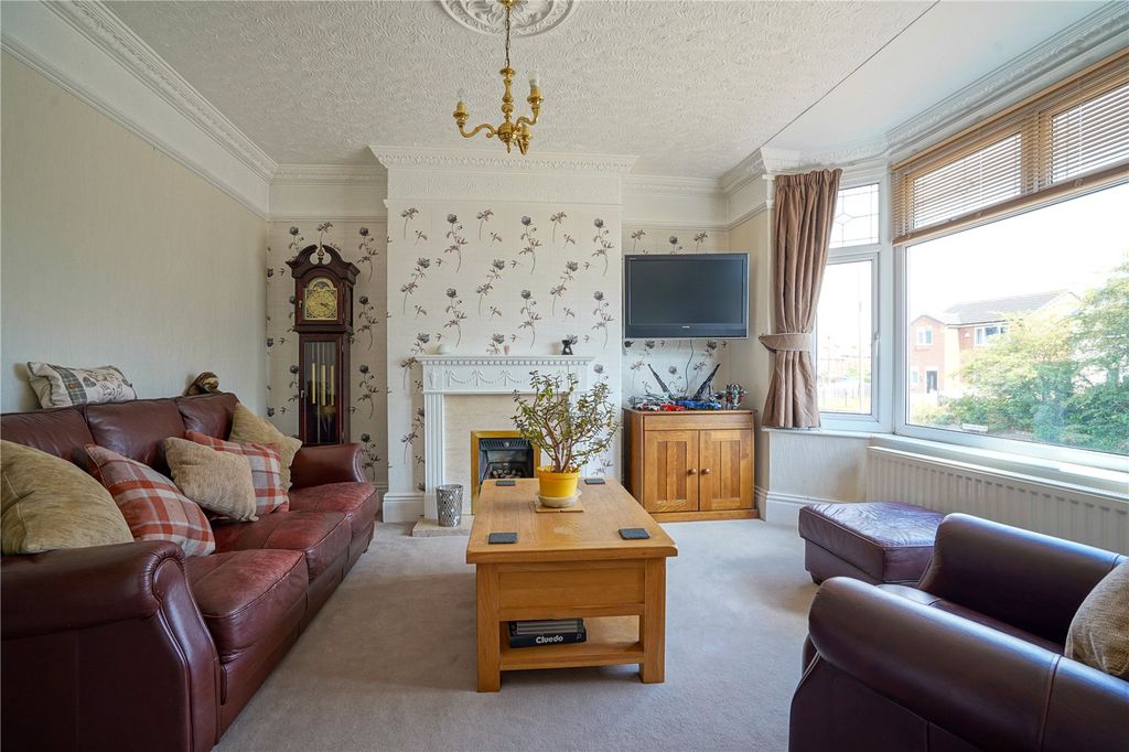 Property photo 2 of 18 Picture No. 07