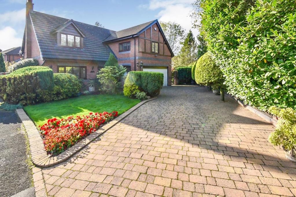 Property photo 1 of 27